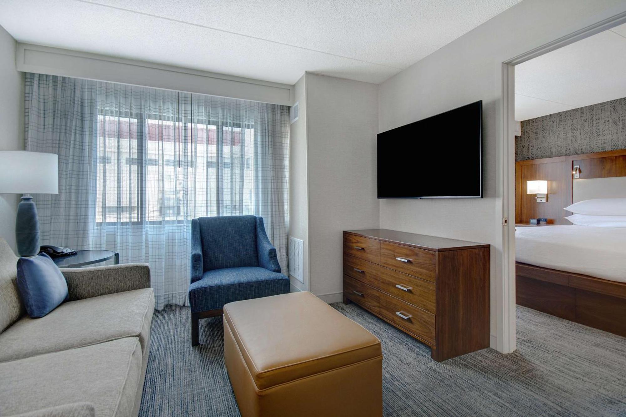 Embassy Suites By Hilton Detroit Metro Airport Romulus Eksteriør bilde