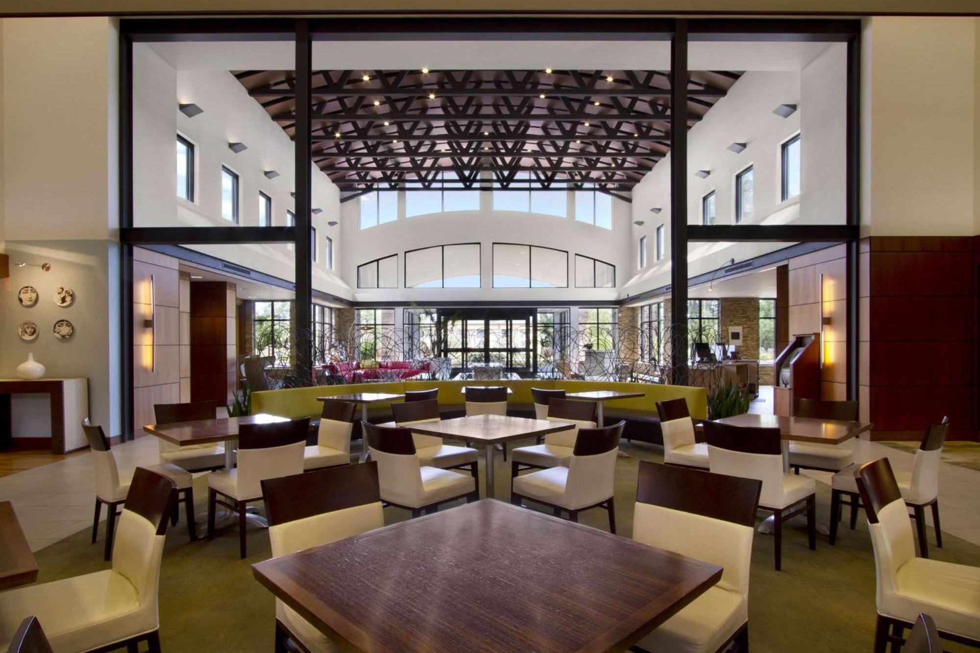 Embassy Suites By Hilton Detroit Metro Airport Romulus Eksteriør bilde